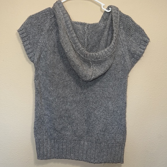 Sweater - Picture 2 of 5